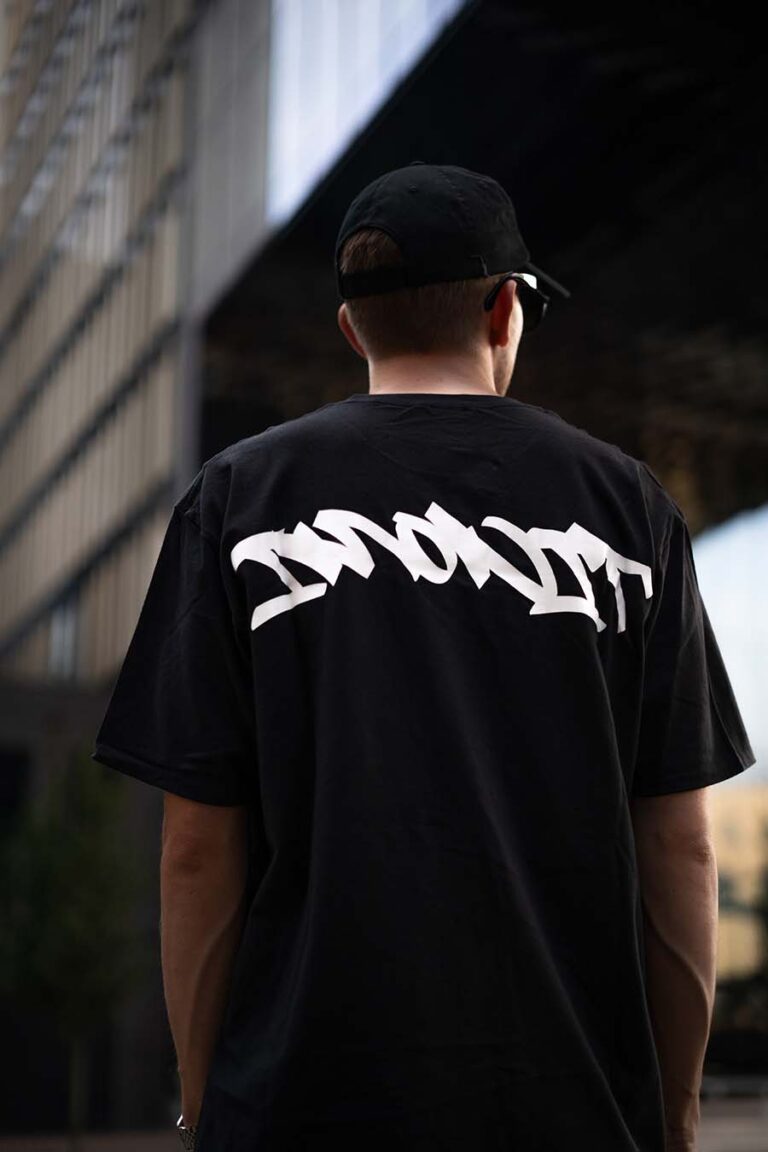 imonit T-Shirt Mini Tag Logo Streetwear T-Shirt Apparel y2k